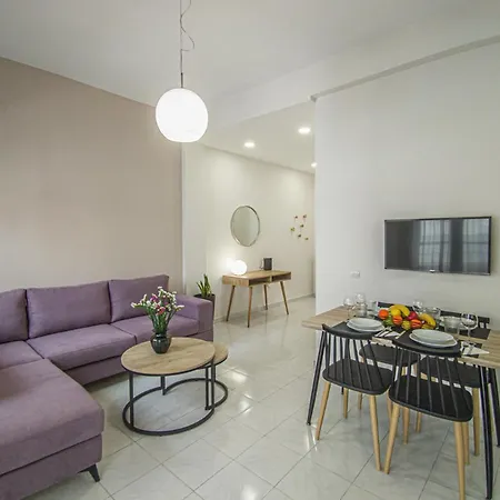 Fully Renovated In The Centre With Roof Garden! 3 Minutes From The Bus Station And 6 Minutes From The Old Town * Hriszí Aktí Haniá