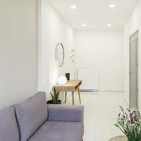 Fully Renovated In The Centre With Roof Garden! 3 Minutes From The Bus Station And 6 Minutes From The Old Town Apartman Hriszí Aktí Haniá