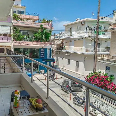 Fully Renovated In The Centre With Roof Garden! 3 Minutes From The Bus Station And 6 Minutes From The Old Town Hriszí Aktí Haniá