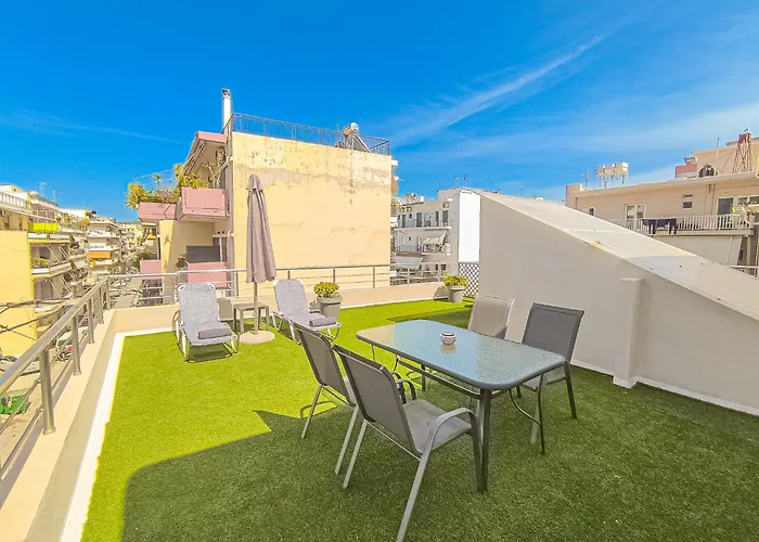 Centre Oasis: Renovated With Roof Garden