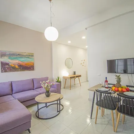 Centre Oasis: Renovated With Roof Garden *